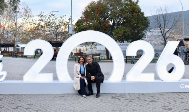 Gemlik'te Yılbaşı Meydanı Açıldı