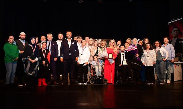 Osmangazi'de engeller sanatla aşıldı