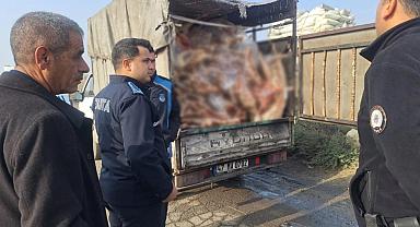 Rastgele durdukları araçtan 2 tona yakın çıktı!