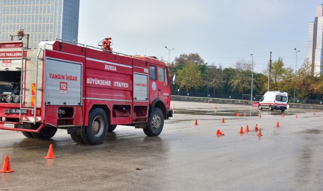 Şoförlere defansif ve ileri sürüş teknikleri eğitimi