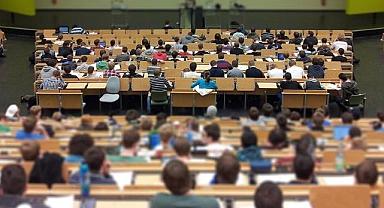 Üniversiteler 3 yıla mı düşecek?