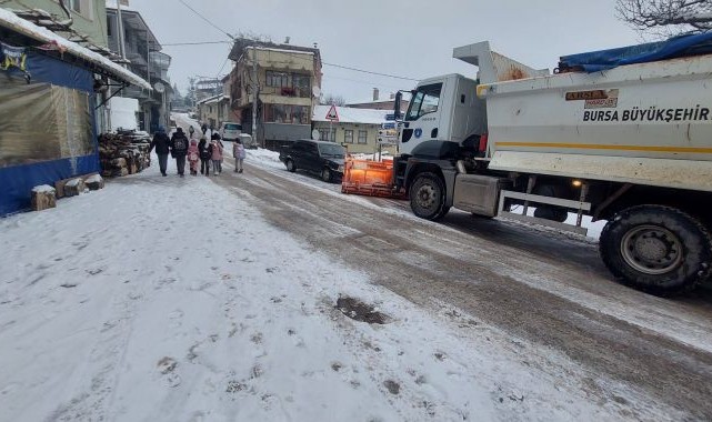 Bursa Büyükşehir’de kış mesaisi sürüyor