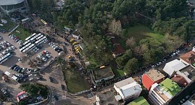 Bursa’da yine aynı manzara! Uzun kuyruklar oluştu