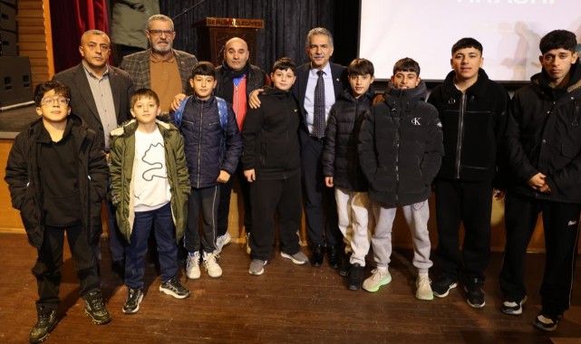 Gemlik’te Sporcu Sağlığı ve Bilinçli Antrenman Masaya Yatırıldı