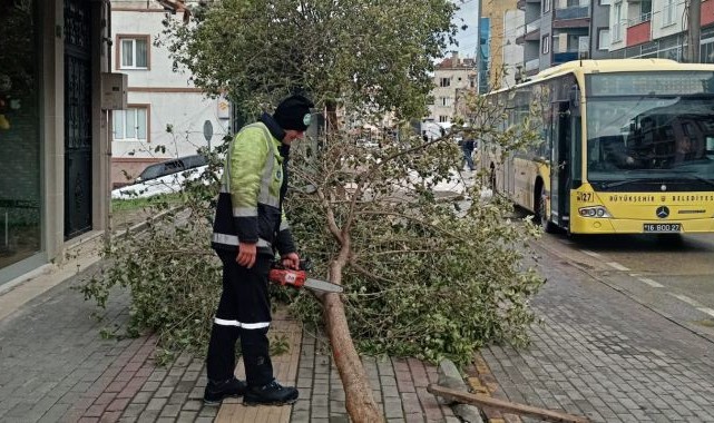 Lodosa karşı Büyükşehir ekipleri sahada