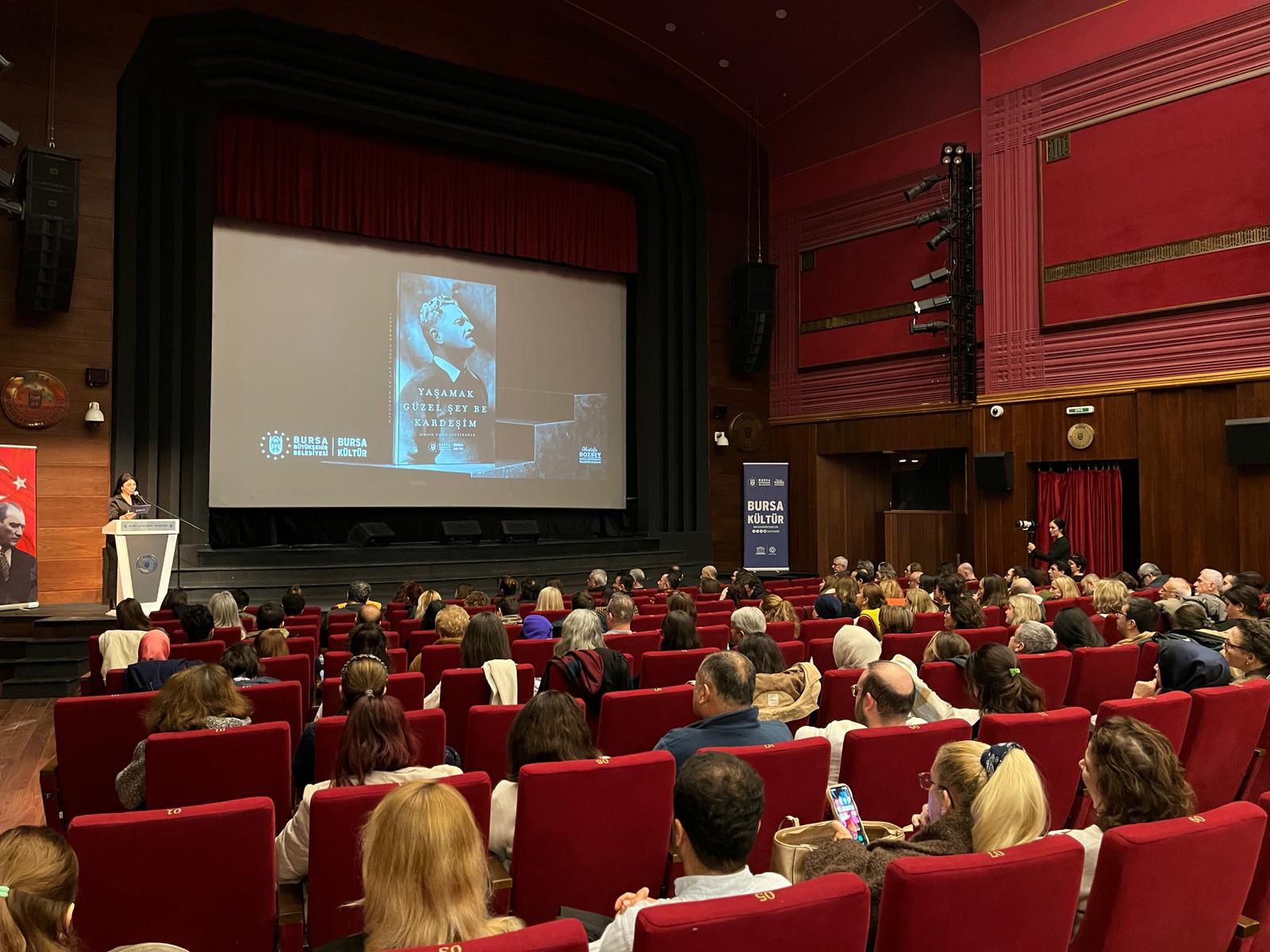 Nâzım Hikmet 124 yaşında