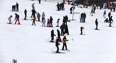 Uludağ hafta sonu bereketi! Tatilcilerle doldu