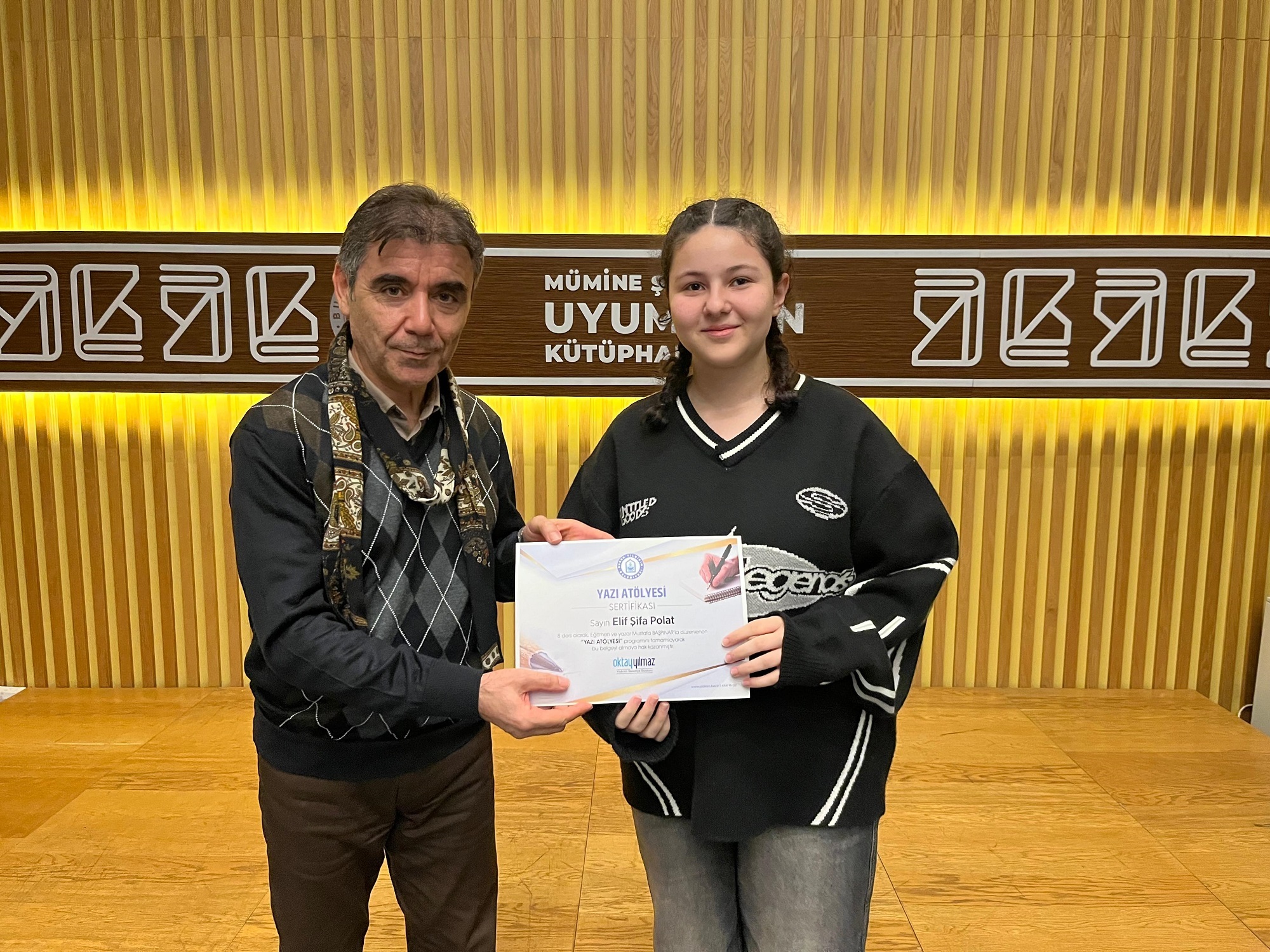 Yazı Atölyesi İlk Mezunlarını Verdi