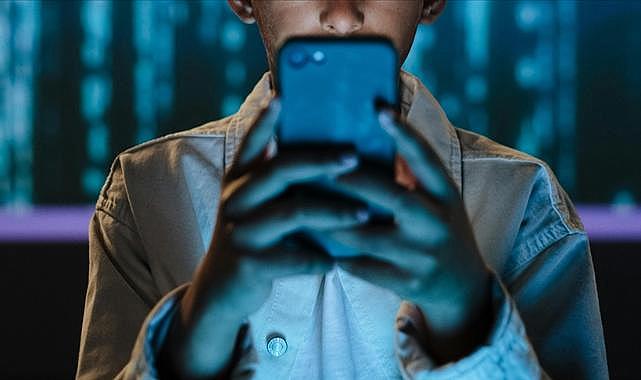 15 yaş altına sosyal medya düzenlemesi