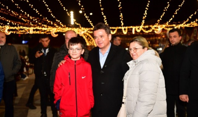 Başkan Erkan Aydın Ramazan Sokağı’nda Vatandaşlarla Buluştu