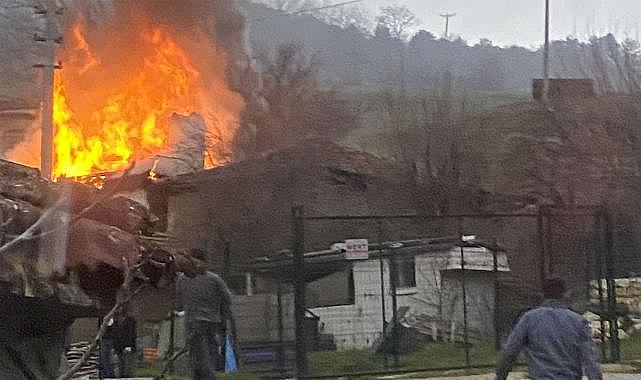 Bursa’da kahreden yangın! Yaşlı çift hayatını kaybetti