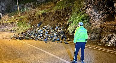 Bursa’nın merkezinde korkutan heyelan!