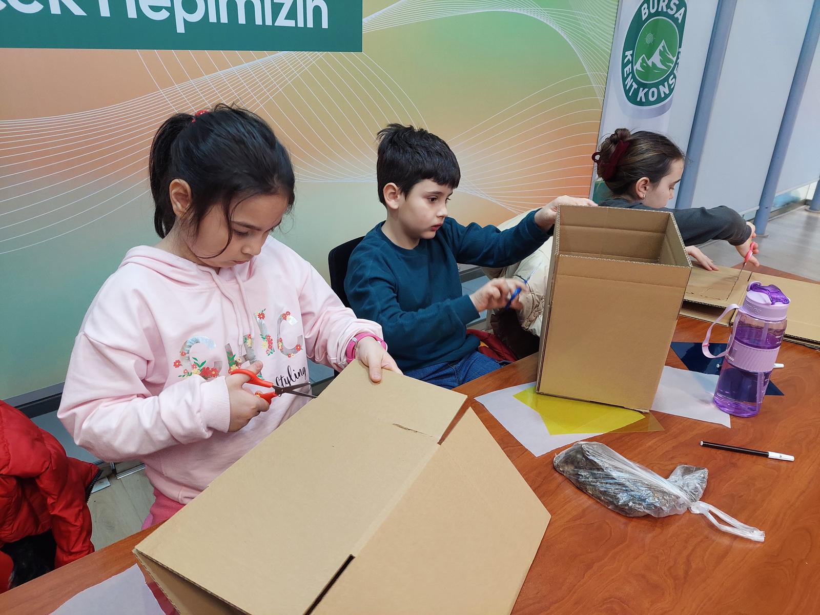 Çocuklar bir günlüğüne mimar oldu