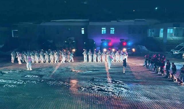 İki ilde zehir tacirlerine darbe