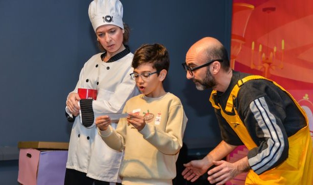 ‘Kralın Kayıp Şapkası’nı çocuklar buldu