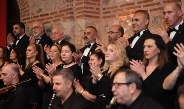 Osmangazi Belediyesi’nden Sevgililer Günü’nde “Sevgi Notaları” Konseri