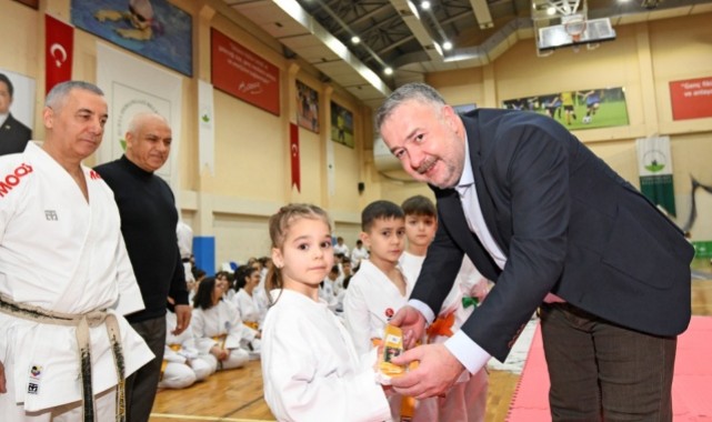 Osmangazi’de 300 Karateci Kuşak Sevinci Yaşadı