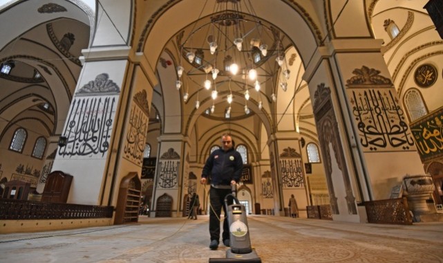 Ulu Camii Ramazan Teravihlerine Hazır