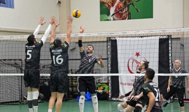 Veteranlar Osmangazi’de Zirve İçin Sahaya Çıktı