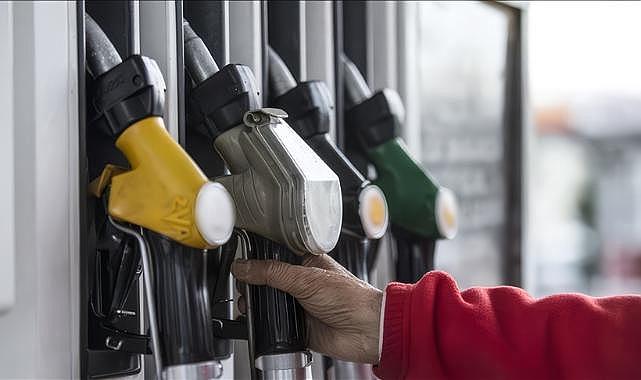 Akaryakıt fiyatlarında eşel mobil devrede