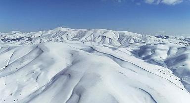 Baharda kış geri döndü! 21 Mart’ta 2 metre kar