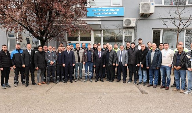 Başkan Bozbey, BUSKİ personeliyle bayramlaştı