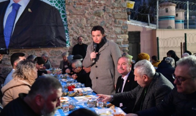 Başkan Erkan Aydın Kiremitçi’de Vatandaşlarla İftar Yaptı