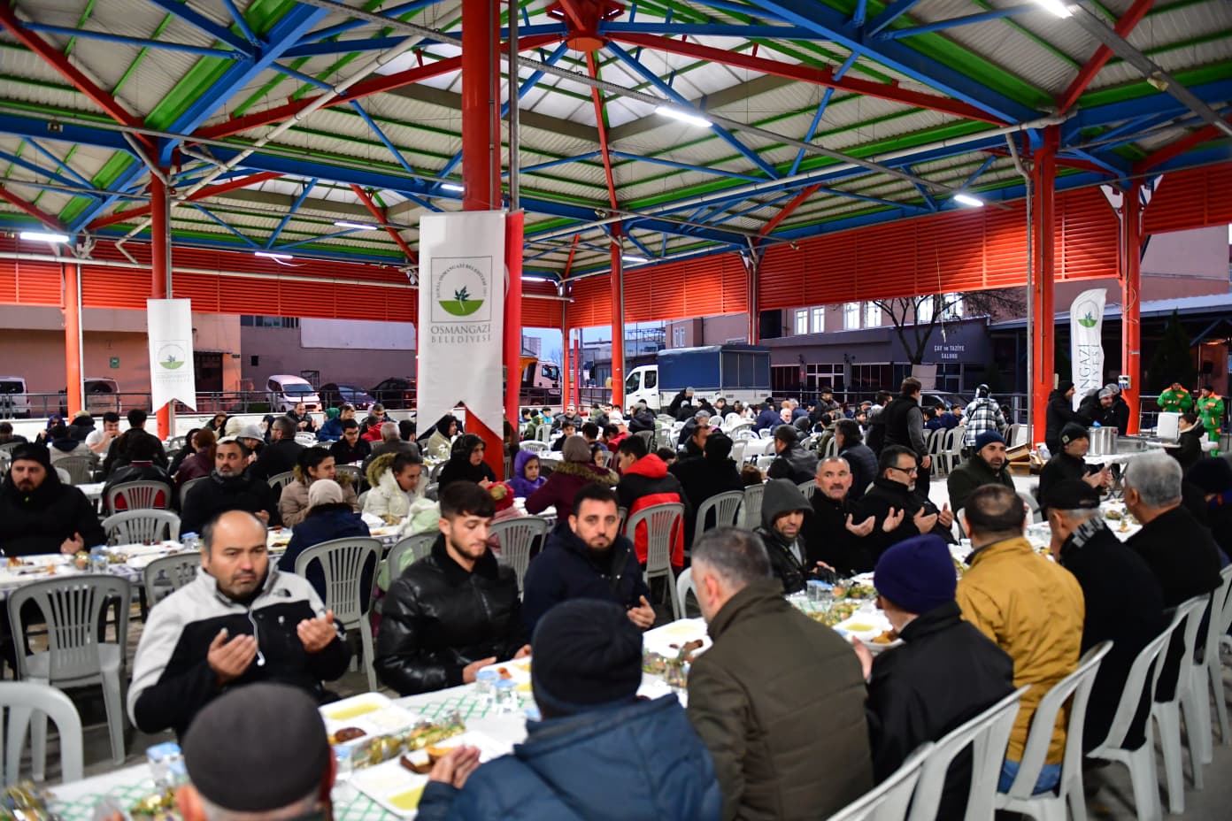 Başkan Erkan Aydın Panayır’da Vatandaşlarla Gönül Sofrasında Buluştu