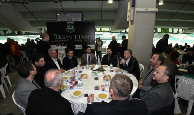 Başkan Erkan Aydın Teksaslı Bursasporlular Derneği’nin İftarına Katıldı