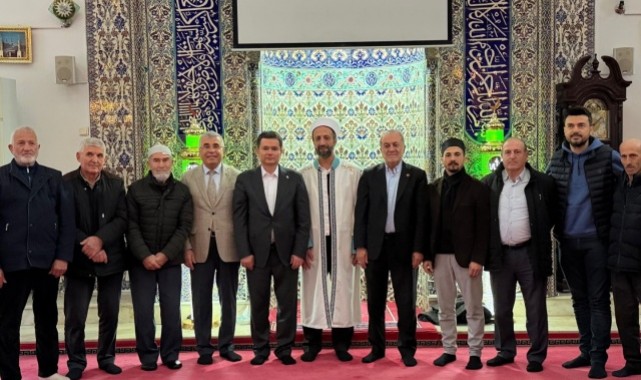 Başkan Erkan Aydın Vatandaşlarla Bayramlaştı