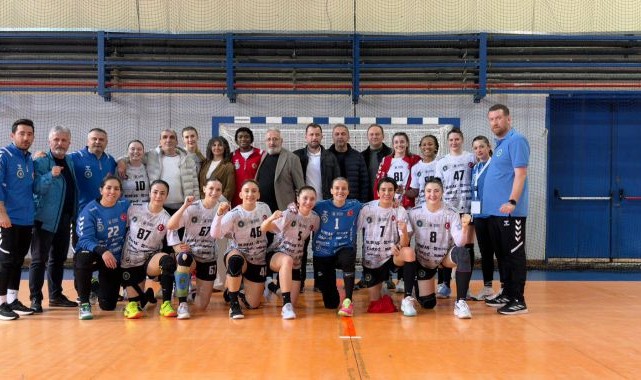 Bursa Büyükşehir Belediyespor Avrupa Kupası’nda yarı finale yükseldi