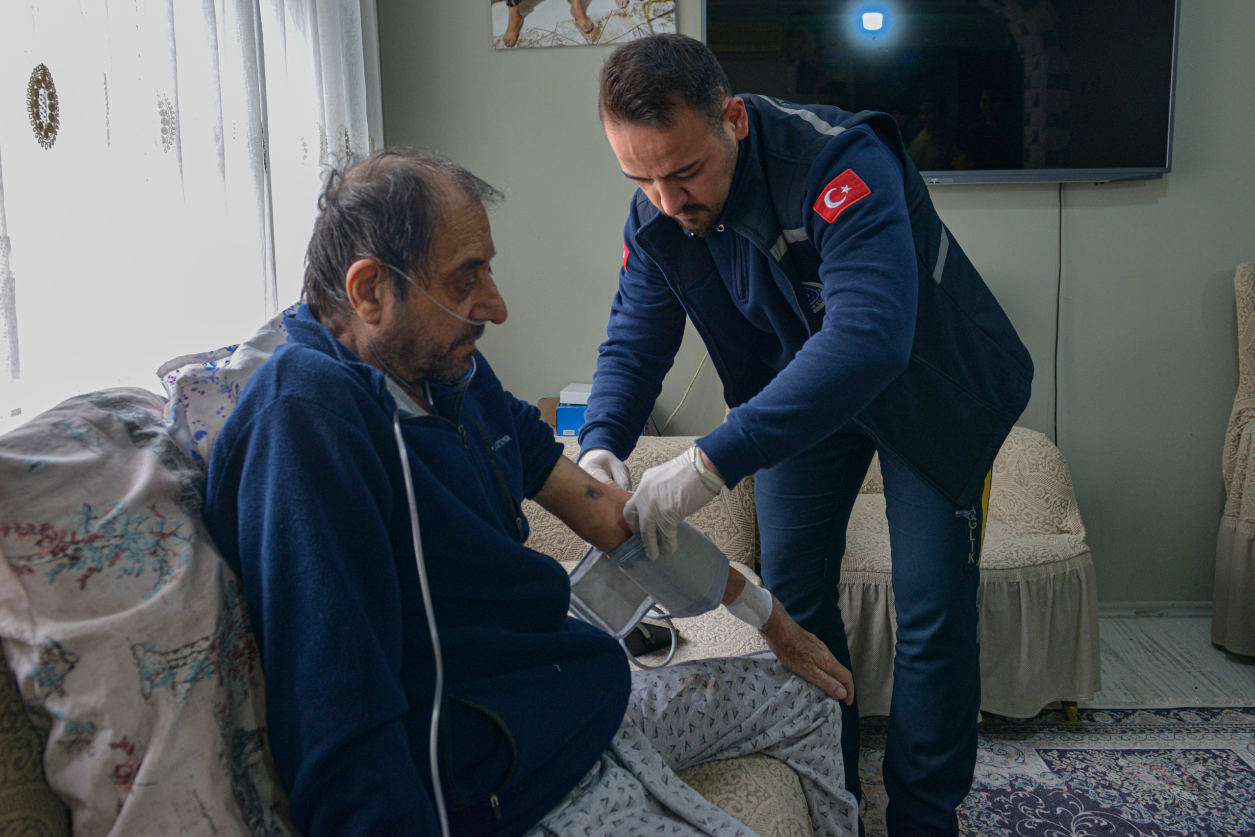 Bursa Büyükşehir evde bakım ve temizlik hizmetiyle gönüllere dokunuyor