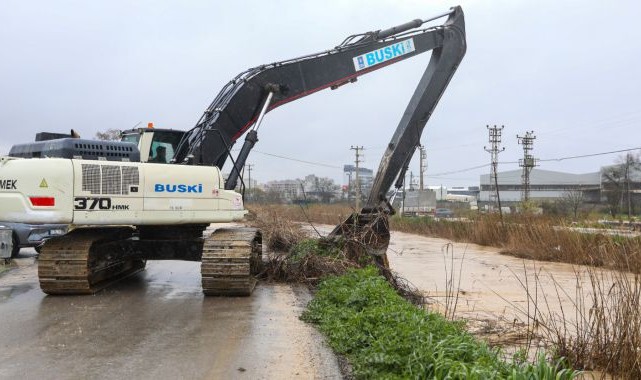 Bursa Büyükşehir, olumsuz hava koşullarına karşı seferber oldu
