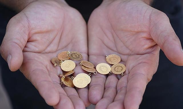 Bursa’da altın krizi! Çeyrek ve gram altın yarım saatte tükendi…