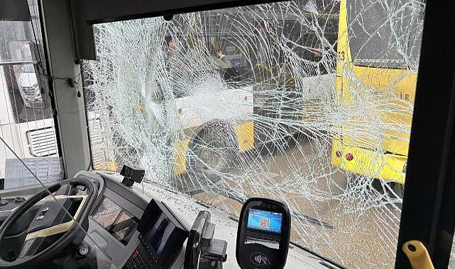 Bursa'da feci kaza! Otobüsler birbirine girdi, çok sayıda yaralılar var…