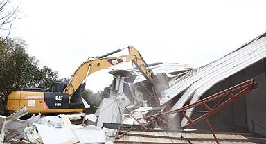 Bursa’da kaçak yapıya darbe!