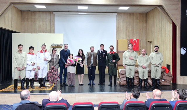 Çanakkale’nin Hikâyesi Kestel’de Sahneye Taşındı