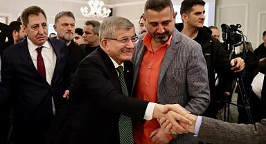 Gelecek Partisi Genel Başkanı Davutoğlu, Bursa’da iftar programına katıldı