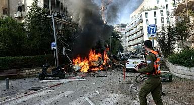 İran Tel Aviv’i vurdu