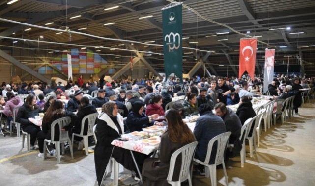 Osmangazi Belediyesi 1050 Konutlar’da Birlik Sofrası Kurdu