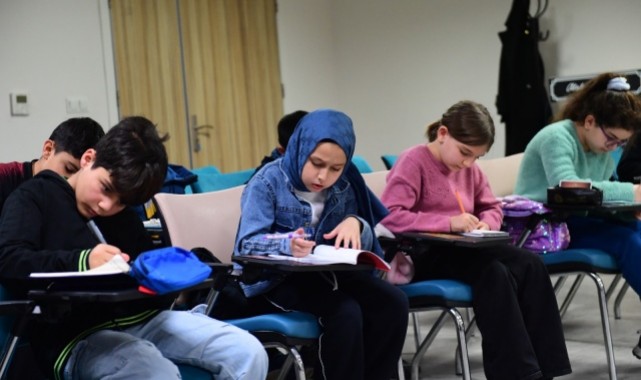 Osmangazi’de Küçük Yazarlardan Büyük Adım