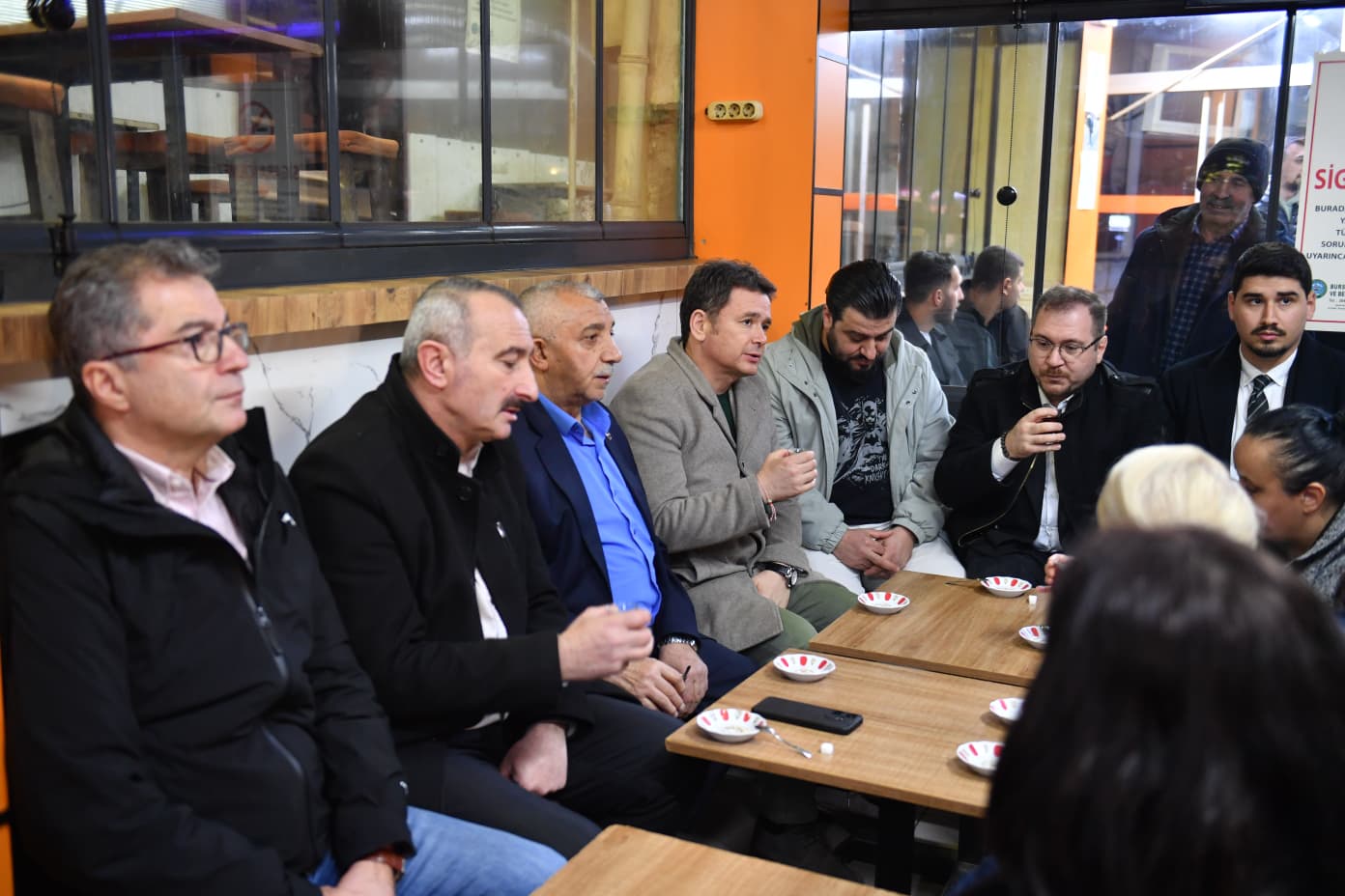 Osmangazi’de Ramazan Hem Sofralarda Hem Meydanlarda Yaşanıyor