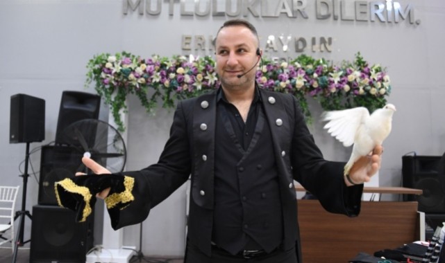 Ovaakça Karagöz ve Sihirbazlık Gösterisiyle Şenlendi