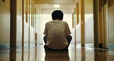 Sabıkalılar çocuklara yaklaşamayacak