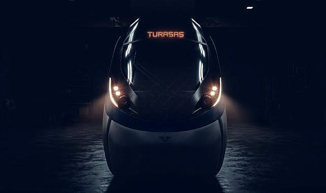 Türkiye’nin ürettiği ilk hızlı tren raylara iniyor