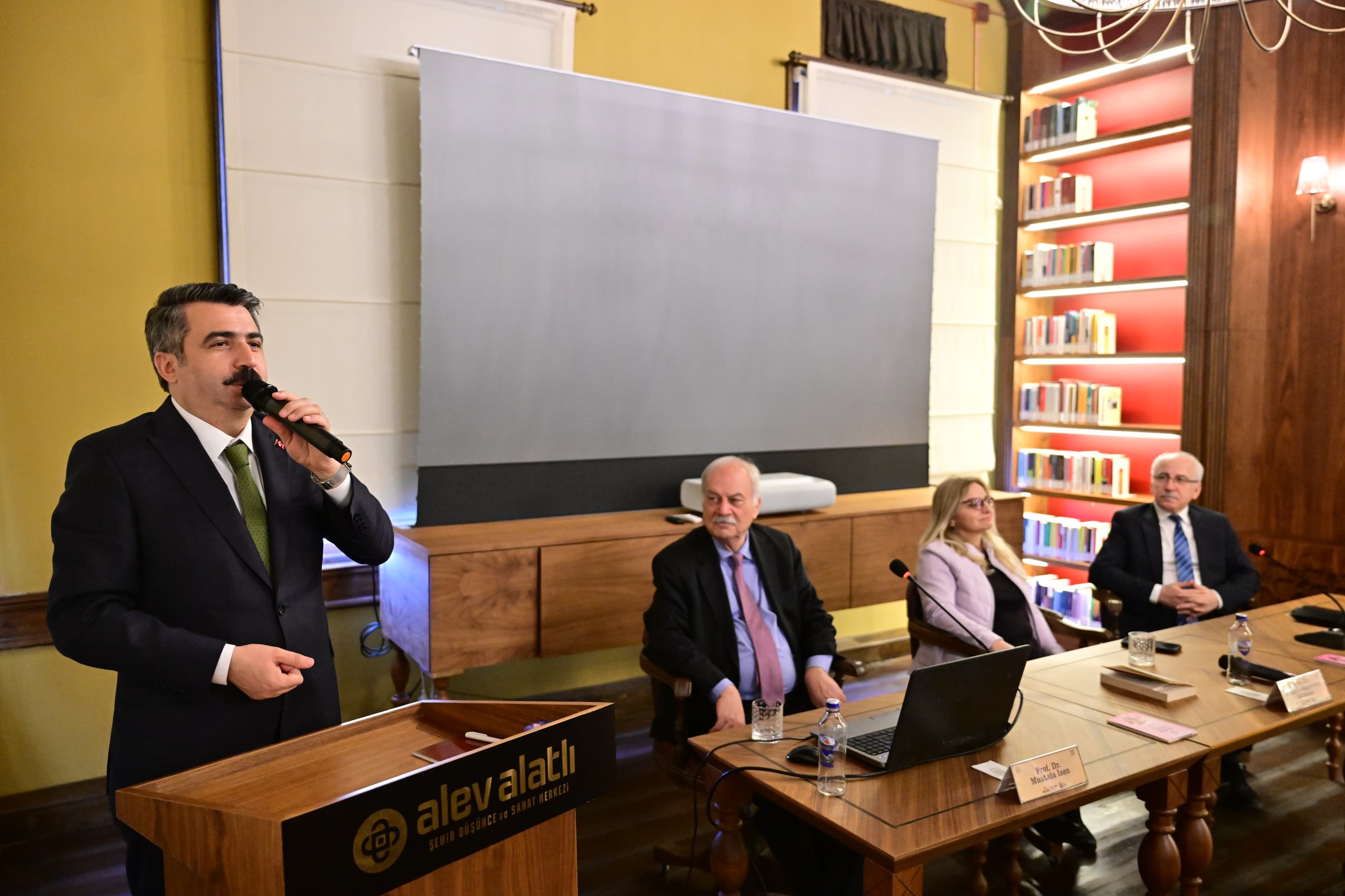 ‘balkanlarla Göbek Bağımız Var’