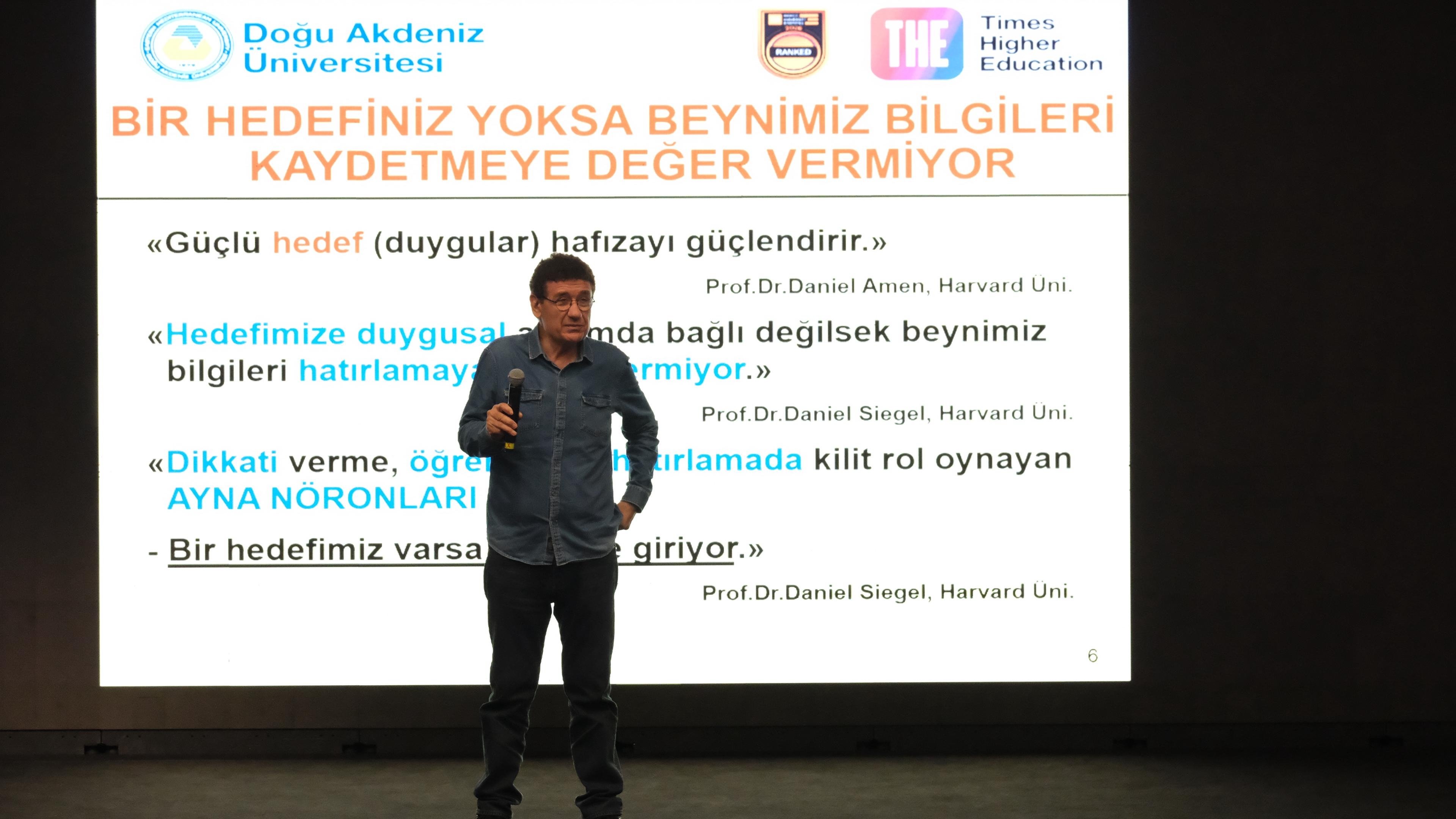 Bonus Hoca’dan Gençlere Sınav Taktikleri