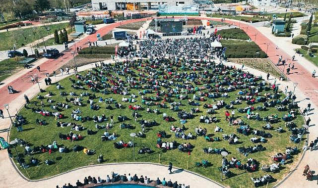 Bursa’da dev ekranda Bursaspor coşkusu!