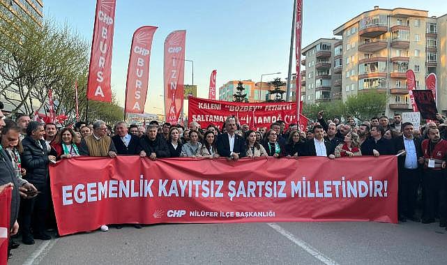 Bursa’da Mustafa Bozbey’e destek yürüyüşü