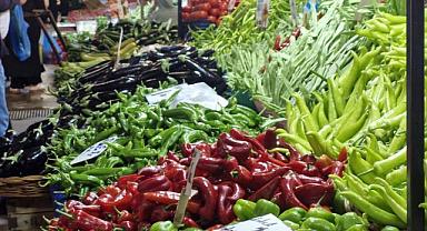 Bursa’daki pazara ‘bahar’ geldi! İşte enginar, üzüm, erik, karpuz fiyatları